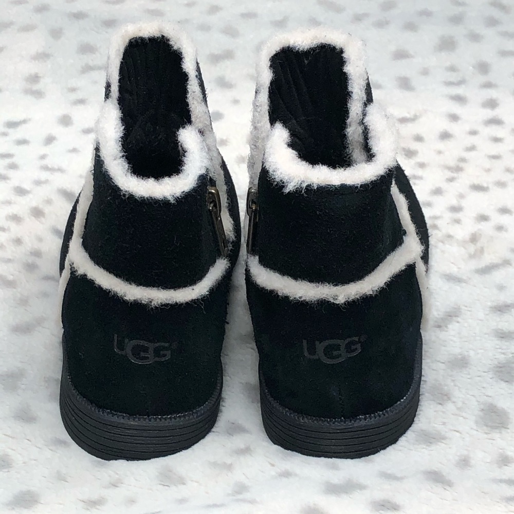 Ugg Coletta Ankle Bootie Suede Shearling Boot - Picture 6 of 7